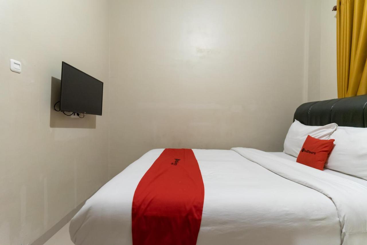 Reddoorz At Joyce Guest House Medan Exteriér fotografie